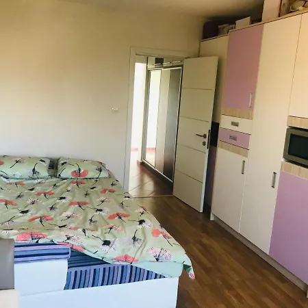 Dream In Blue Sinemorets Apartment